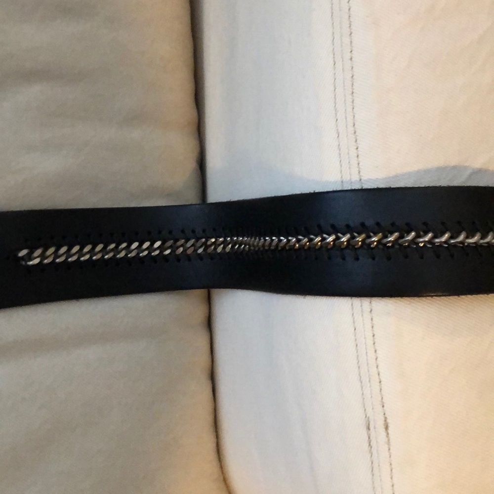 Theory black leather belt w/silver chain detail